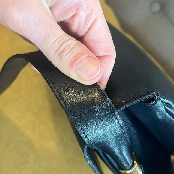 Vintage Celine Triomphe Flap Box Bag in Midnight gold hardware - Picture 8 of 16